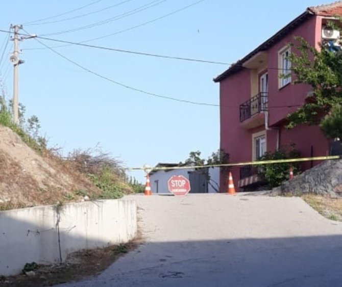 Manisa’da İki Sokakta Daha Karantina Sona Erdi