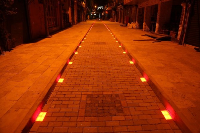 Efeler’in Yeni Sokakları Işıl Işıl Oldu