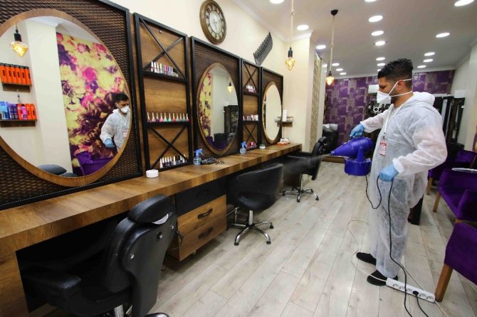 Bayraklı’da 16 Bin Aileye Erzak Desteği