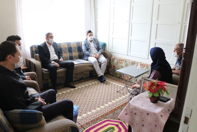 Şaphane’de Şehit Ailelerine Ziyaret