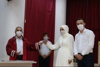 Genç Çiftin Nikahını Başkan Akyol Kıydı