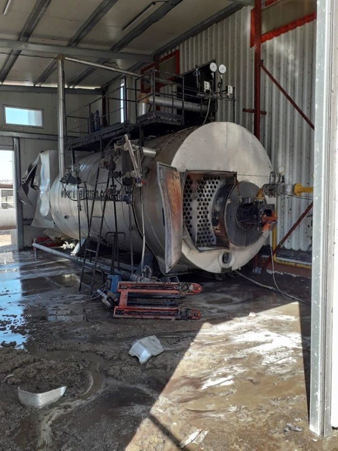 Buhar Kazanı Patladı: 1 Yaralı