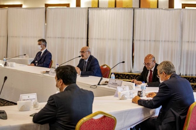 Vali Köşger: "Denetimler Artacak, Uymayanlara Yaptırım Uygulanacak"