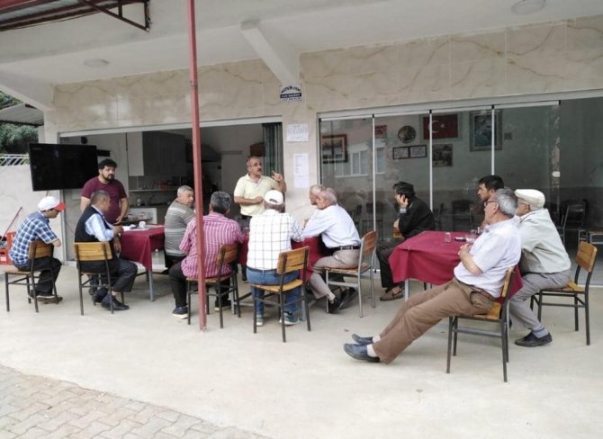 İncir Üreticileri “Kırmızı Örümcek” Zararlısına Karşı Bilgilendirildi