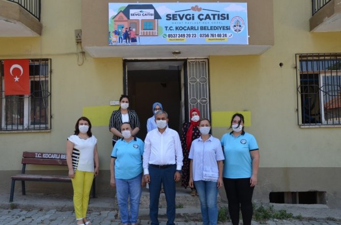 Koçarlı Belediyesi’nin “Sevgi Çatısı” Projesi Yoğun İlgi Görüyor