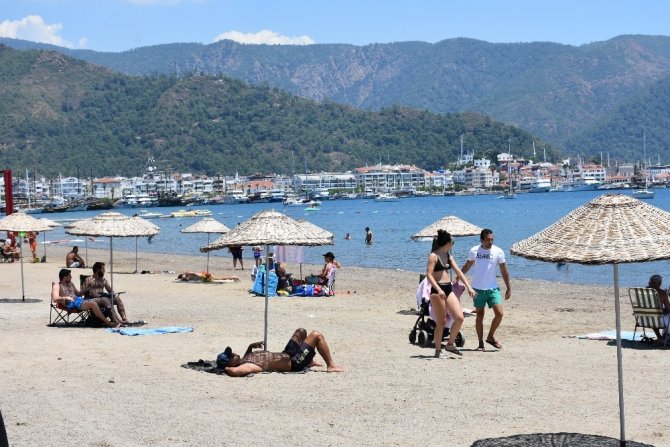 Marmaris’te Otellerde Tatil Yapanlara Kısıtlama Yok
