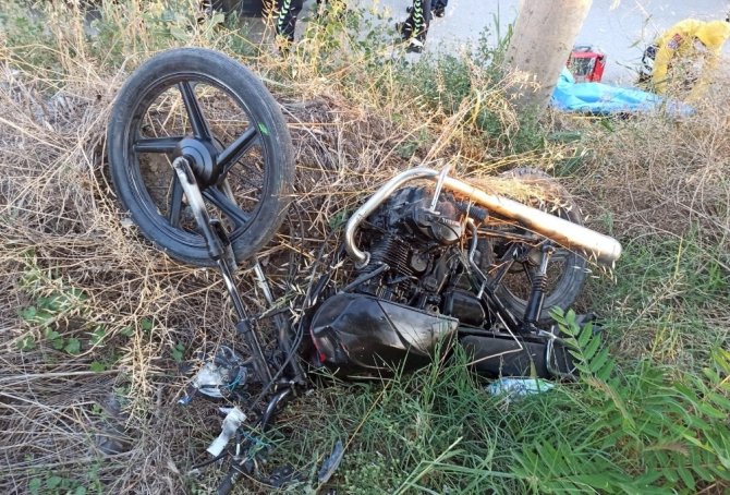 Manisa’da Direğe Çarpan Motosiklet Sürücüsü Hayatını Kaybetti