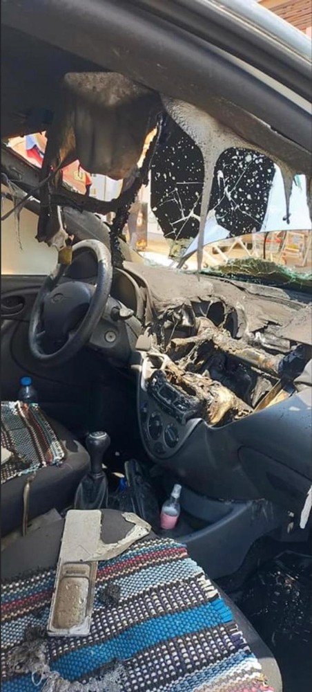 Söke’de Park Halindeki Araç Yandı