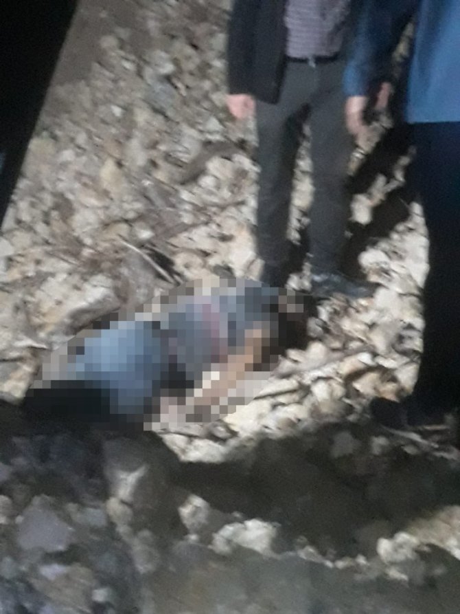 61 Yaşındaki Adam Define Aramaya Çıktı, Patlattığı Dinamit Sonu Oldu