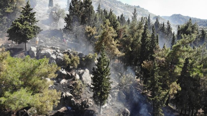 Manisa Spil Dağı’nda Çıkan Yangın Kontrol Altına Alındı