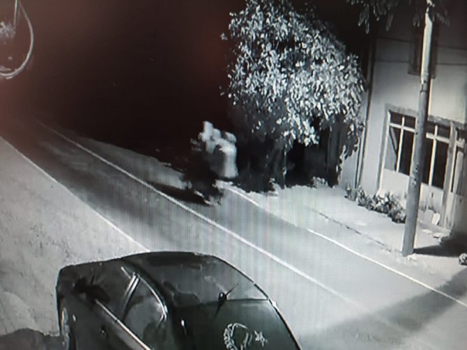 Jasat’tan Beğendiklerini Çalan ‘Kırık Stop Farı’ Çetesine Operasyon