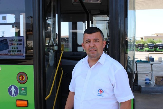 Halk Otobüsünde Rahatsızlanan Yolcuyu, Şoför Hastaneye Yetiştirdi