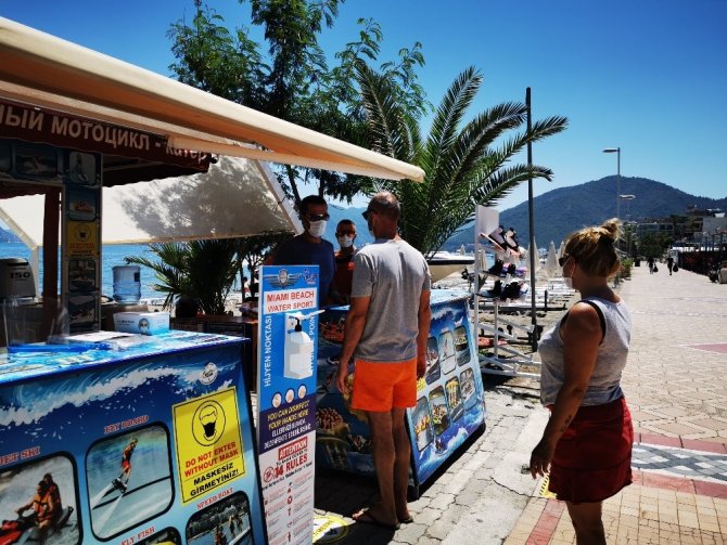 Tatilcilerin Gündüz Eğlencesi Su Sporları Pandemiye Uygun Hizmet Vermeye Başladı