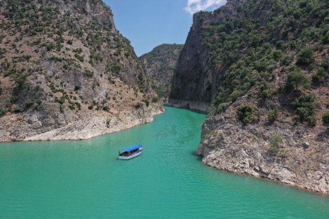 Dünyanın 8. Harikası Arapapıştı Kanyonu Turizmin Yeni Gözdesi Oldu