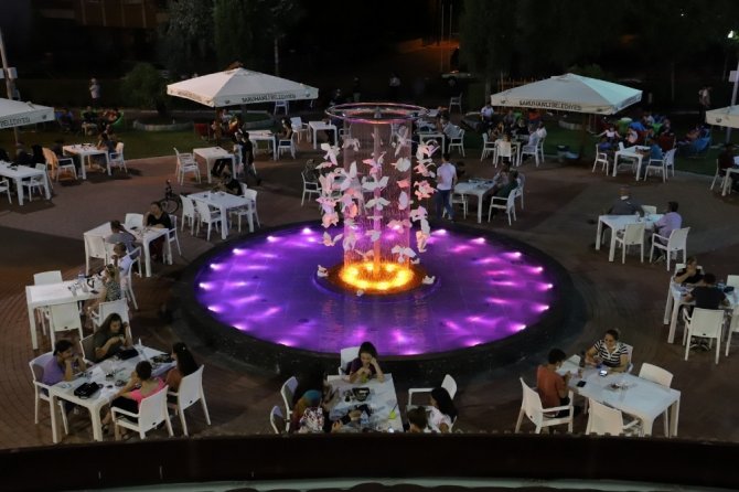 Saruhanlı Belediyesi Canlı Müzik Sezonunu Açtı