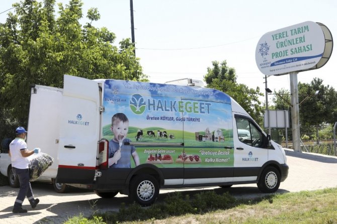 Büyükşehir, Ata Tohumları’ndan Üretilen Ürünleri Aracısız Olarak Halk İle Buluşturuyor