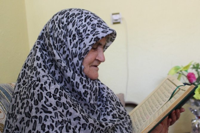 81 Yaşında Kur’an-ı Kerim Okumayı Öğrendi