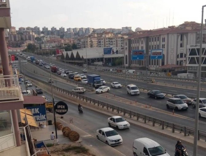 Kuyruğu Gören, Ters Yöne Girdi