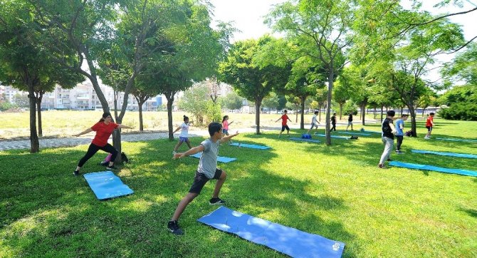 Çiğli’de Sosyal Mesafeli Taekwondo Antrenmanı