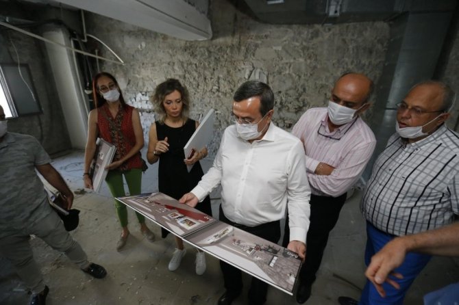 Konak Belediyesi Meclis Binası Yolda