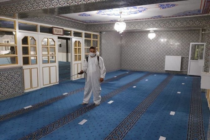 İscehisar’da Dezenfeksiyon İşlemleri Sürüyor