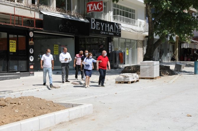 Kurşunlu Meydanı Düzenleme Çalışmaları Sürüyor