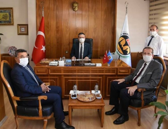Vali Aksoy’dan Vakıflar Bölge Müdürlüğü’ne Ziyaret