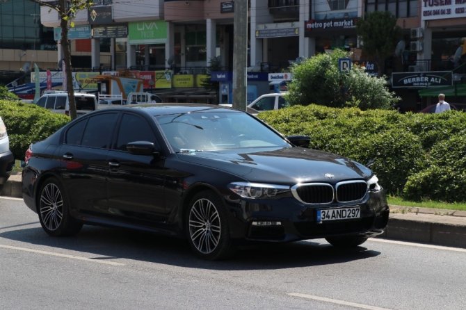 İzmir’de Otomobilin Çarptığı Adam Yaşamını Yitirdi