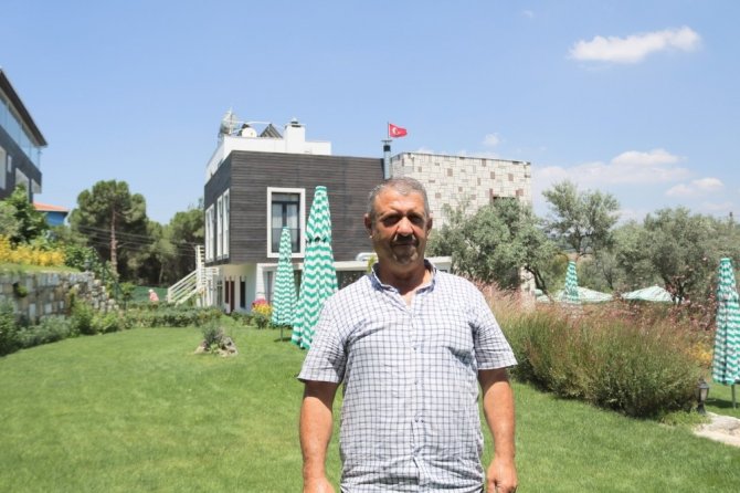 Amelelikten Otel Sahipliğine