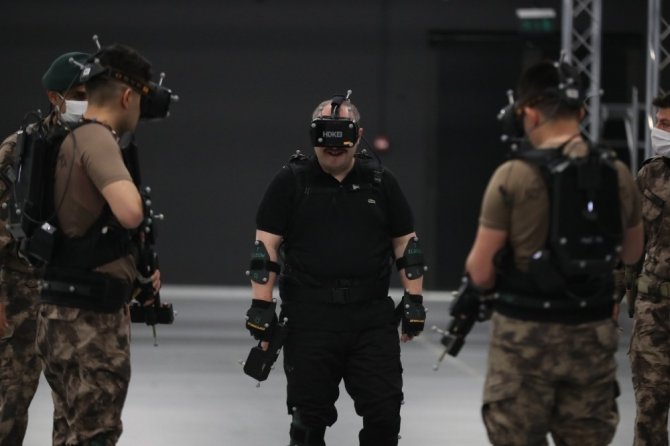 Polis 46 Adrese Operasyon Yaptı 22 Kişi Kıskıvrak Yakalandı