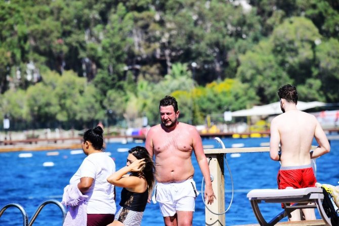 Ünlü Sunucu Aşırı Kiloları İle Şaşırttı