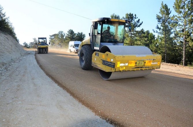 Göncek Yolu Sıcak Asfalt Çalışması