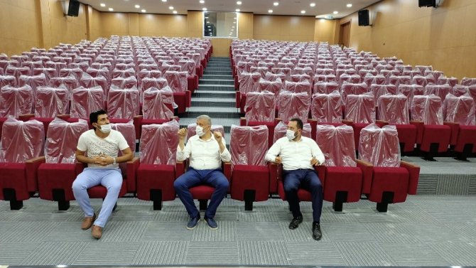 ’Kültür Evi’ne Sinema Ve Konferans Salonu