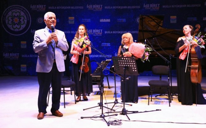 İdil Biret Konseri Pazartesi Günü