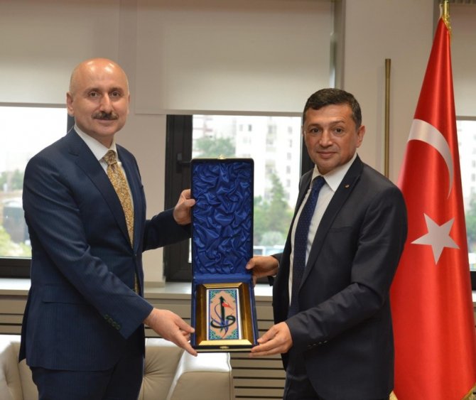 Erbaş, Sözünü Tuttu Ve Bakan Karaismailoğlu İle Görüştü