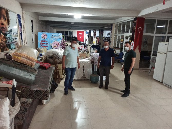 Şuhut Gönüllüleri İhtiyaç Sahiplerine Ulaşmaya Devam Ediyor