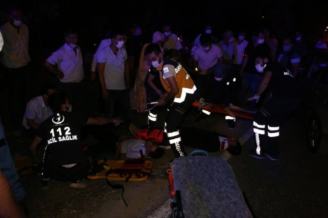 Otomobil İle Motosiklet Kafa Kafaya Çarpıştı: 2 Yaralı