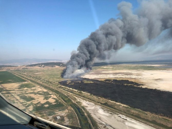 İzmir Kuş Cenneti Yakınında Korkutan Yangın