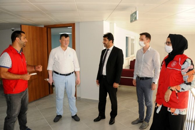 Rektör Aldemir, Genç Ofis Ve Yurt İnşaatında İncelemede Bulundu