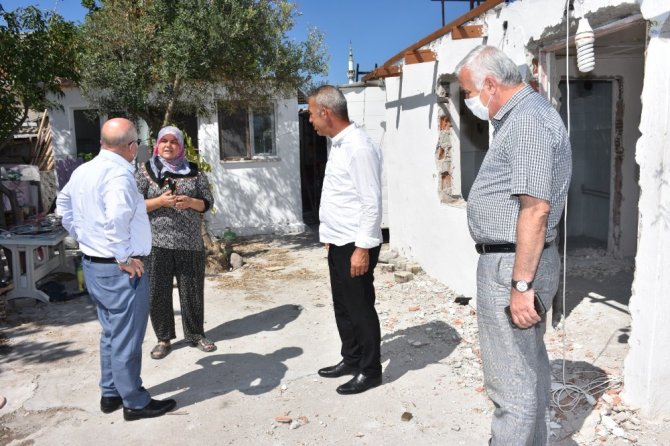 Evi Yanan Aileye ’Geçmiş Olsun’ Ziyareti