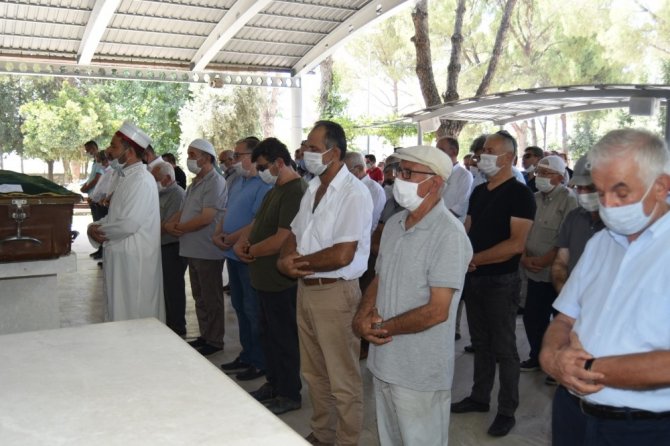 Denizlispor Kulübü Kurucularından Olan Fuat Özen Son Yolculuğuna Uğurlandı