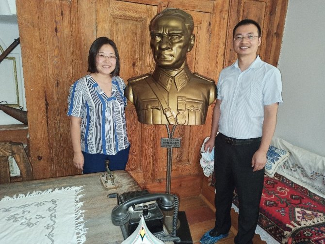 Çinli İş İnsanları Atatürk Evi’ne Hayran Kaldı