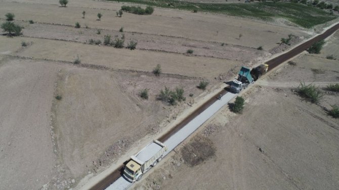 Manisa’da 5 Farklı Ekip 800 Kilometrelik Asfalt Hedefi İçin Çalışıyor