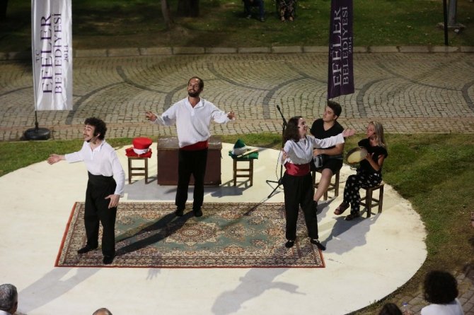 Pınarbaşı’nda Tiyatro Rüzgarı Esti