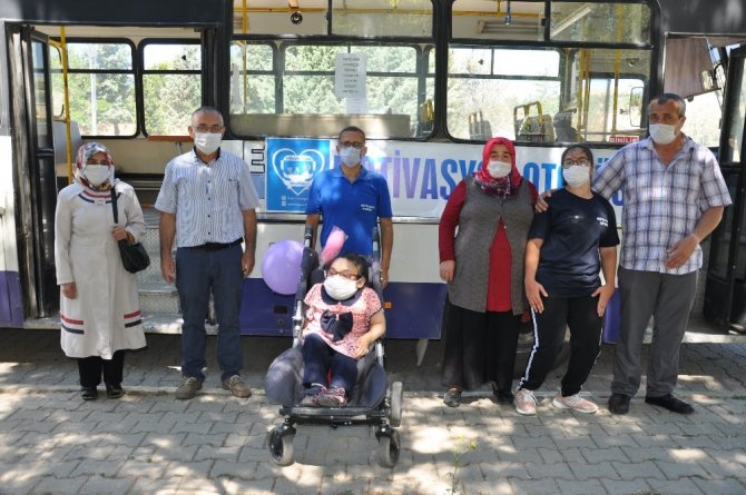 Motivasyon Otobüsünde Engelli Öğrenci Eğitimi