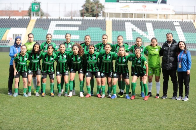 Denizli’nin Tek Kadın Futbol Takımına Milli Takımdan Davet