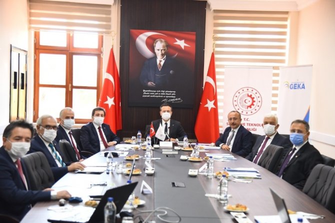Geka Yönetim Kurulu Toplantısı Vali Aksoy Başkanlığında Gerçekleştirildi