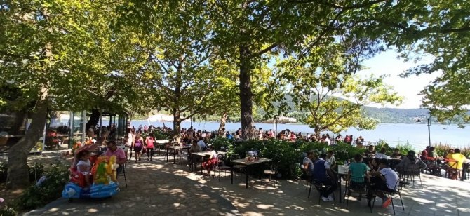 Gölcük’te Bayram Yoğunluğu